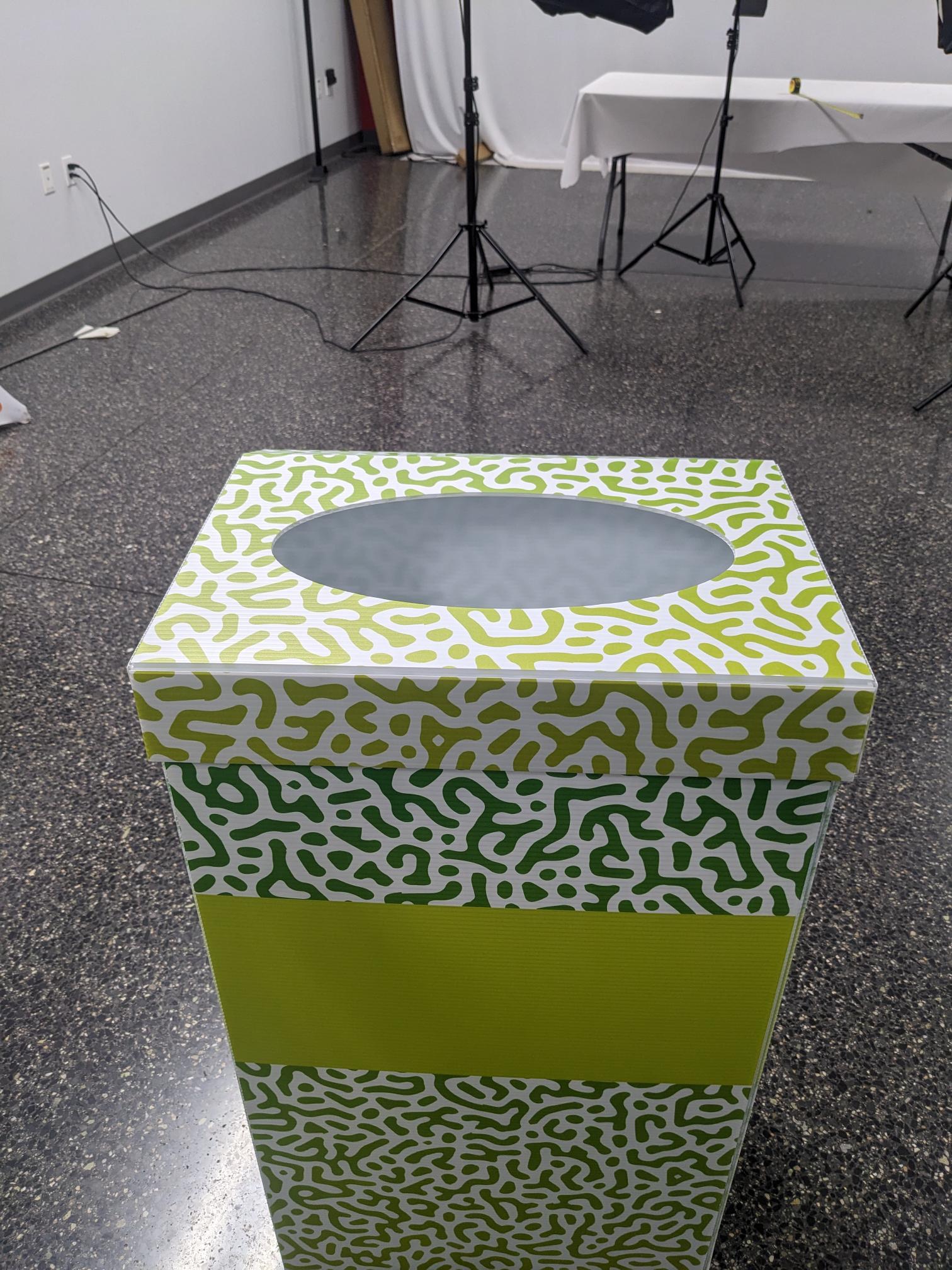lid with hole